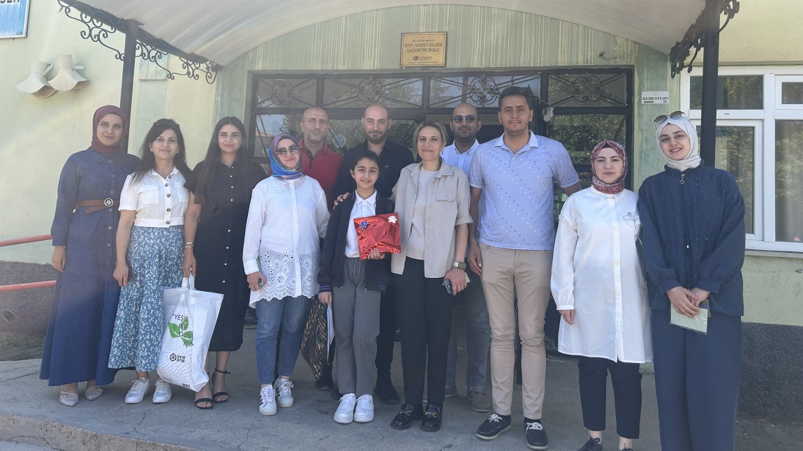 Okulumuz 5/A sınıfı öğrencilerinden Ilgın SÜNBÜL İlköğretim ve Ortaöğretim Kurumları Bursluluk Sınavını kazanmıştır.